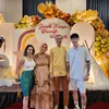 Akikah Anak Roger Danuarta dan Cut Meyriska