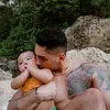 Xarena anak Sibad Krisjiana Main di pantai