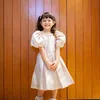 Chloe Anak Asmirandah Pakai Dress bak Little Princess