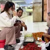 Happy Asmara Belanja ke pasar nggak bisa nawar