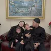Keluarga Kesha Ratuliu Harmonis