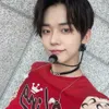 Idol K-Pop makeup mata glitter