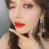 Idol K-Pop makeup mata glitter