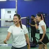 Indah Permatasari dan Susan Sameh Ikut Lomba Badminton Rayakan HUT RI