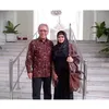 Iwan Fals dan istri