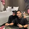 Jenita Janet Rayakan Ultah Suami