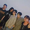 Potret member BTS liburan 