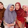 ibu oki setiana dewi, ibu ria ricis, ibu seleb