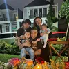 Ariel Tatum dan ibu sambungnya