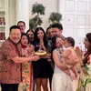 Kedekatan Jessica Mila dengan Keluarga Yakup Hasibuan