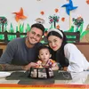 Ladislao Momong Adzam Anak Nathalie Holscher