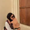 Paula Verhoeven dengan Anak-Anaknya