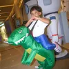 Keluarga Andien kostum Halloween