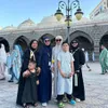 Keluarga Raffi Ahmad Umrah