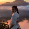 Ririn Ekawati Naik Gunung Batur Bali 