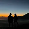 Ririn Ekawati Naik Gunung Batur Bali 