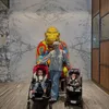Kesha Ratuliu Momong Dua Anak