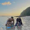 Kesha Ratuliu Momong Dua Anak