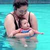 Krisjiana Baharudin Ajari Baby Xarena Renang
