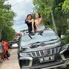 Lady Rara Dikritik