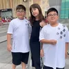 Liburan Dhena Devanka dan Tiga Anaknya