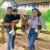 Selvi Kitty dan Anaknya