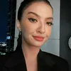Raline Shah Peragakan Live Emoticon