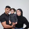 Gaya Hijab Margin Istri Ali Syakieb