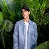 8 Potret Mario Maurer Beraktivitas di Bali