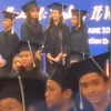 Mikha Anak Nafa Urbach Wisuda Lulus SD
