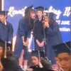 Mikha Anak Nafa Urbach Wisuda Lulus SD