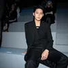 Mingyu SEVENTEEN di Fashion Show Dior