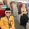 Ayu Ting Ting Berangkatkan Orangtua Umrah