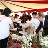 Momen Tabur Bunga Pemakaman Hotma Sitompul