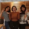 Mutia Ayu Potong Rambut Pendek