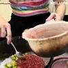 Nella Kharisma masak takjil di dapur