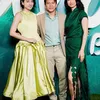 Niken Anjani, Raline Shah dan Ariel NOAH tampil kompak