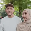 Omesh dan Dian Ayu Dukung Anak