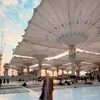 Hijab BCL Saat Umrah