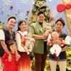 seleb gendong anak ivan gunawan