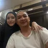 Pasha Ungu Perlihatkan Momen Tarawih Bersama Keluarga