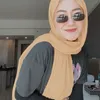 Vita Alvia berhijab