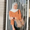 Vita Alvia berhijab