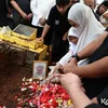 Pemakaman Nurul Qomar Meninggal