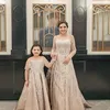 Selebriti di Insert Fashion Awards