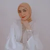 Richa Novisha, Istri Gary Iskak