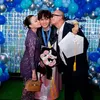 Potret Rossa dan Yoyo Padi di wisuda anak