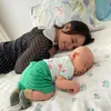 rossa momong anak seleb