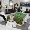 SBY Titiek Puspa Melayat Salat Jenazah