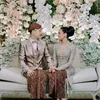 Seleb yang tiba-tiba menikah/tunangan